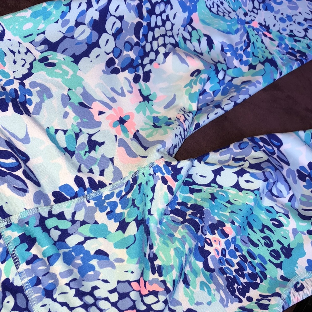 Lilly Pulitzer Blue Multi Coral Reef Print Leggings - Picture 10 of 11